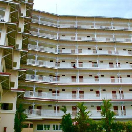 Baan Klang Condo Hotel Hua Hin Exterior photo