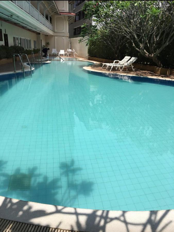 Baan Klang Condo Hotel Hua Hin Exterior photo