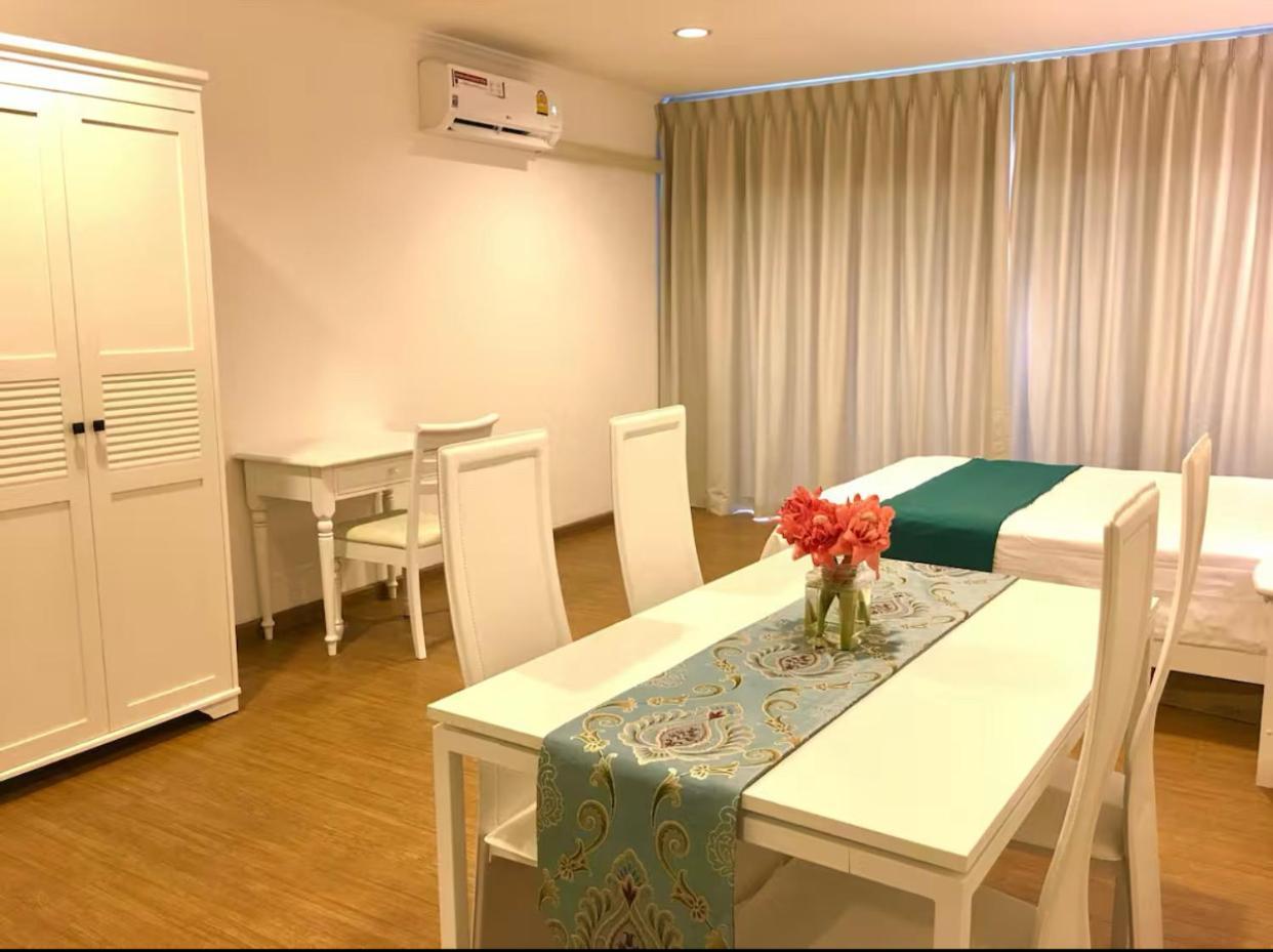 Baan Klang Condo Hotel Hua Hin Exterior photo