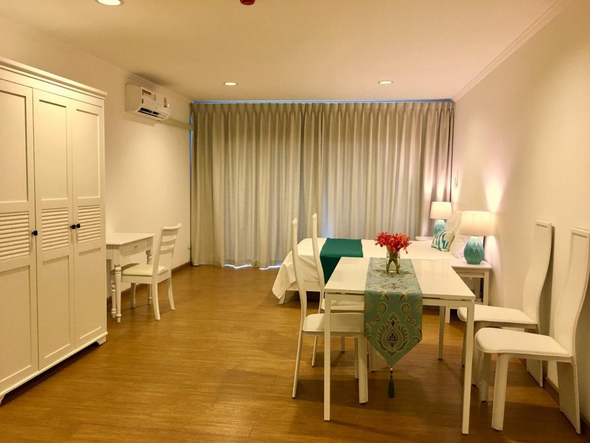 Baan Klang Condo Hotel Hua Hin Exterior photo